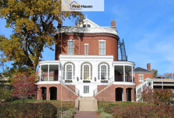 Commandant's House: Historic military residence showcasing power and authority through architecture.